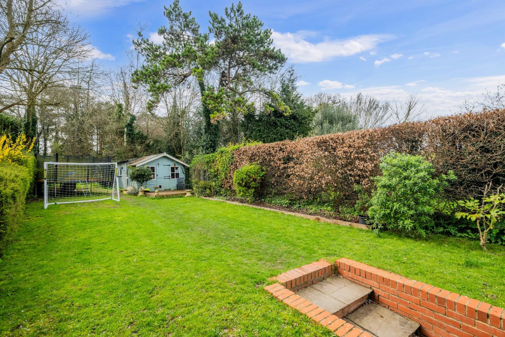 Merland Rise, Epsom | The Personal Agent